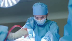 Bà Hoàng Cự Tháp The Queen Of Castle