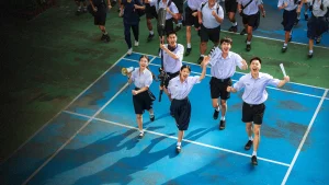 Bạn (Không) Thân Not Friends