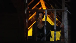 Bóng Ma Cõi Mạng Horror Express