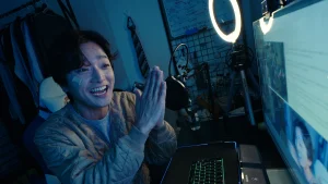 Lượt Xem Đẫm Máu Helpless