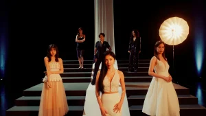 Nữ Minh Tinh Born For The Spotlight